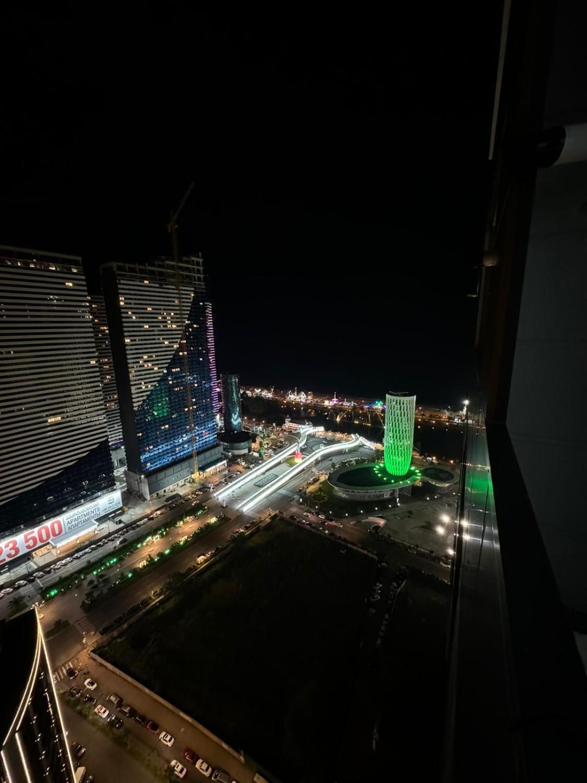 Moonlight Apart-Hotel 巴统 外观 照片