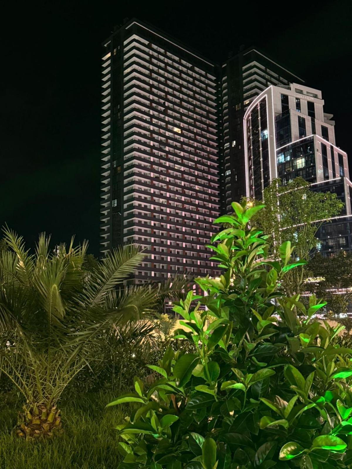 Moonlight Apart-Hotel 巴统 外观 照片